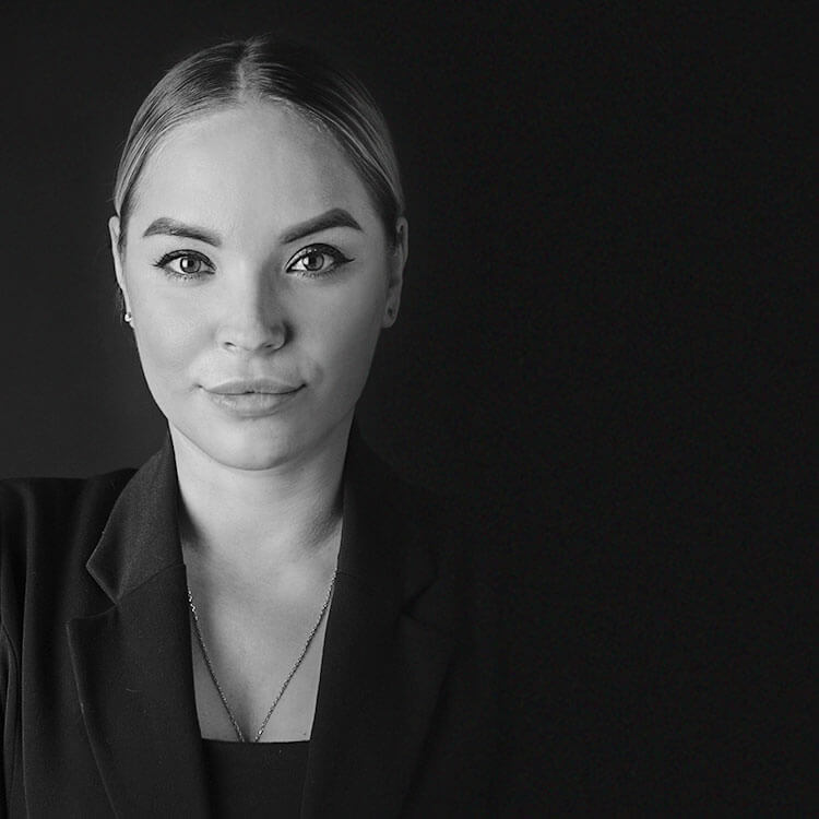 Визажист Марина Вьюнова