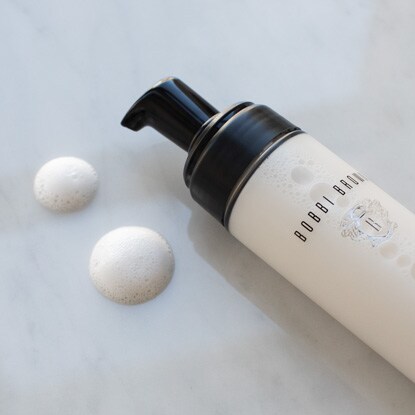 ПЕНКА ДЛЯ ОЧИЩЕНИЯ КОЖИ И СНЯТИЯ МАКИЯЖА MAKEUP MELTER & CLEANSER